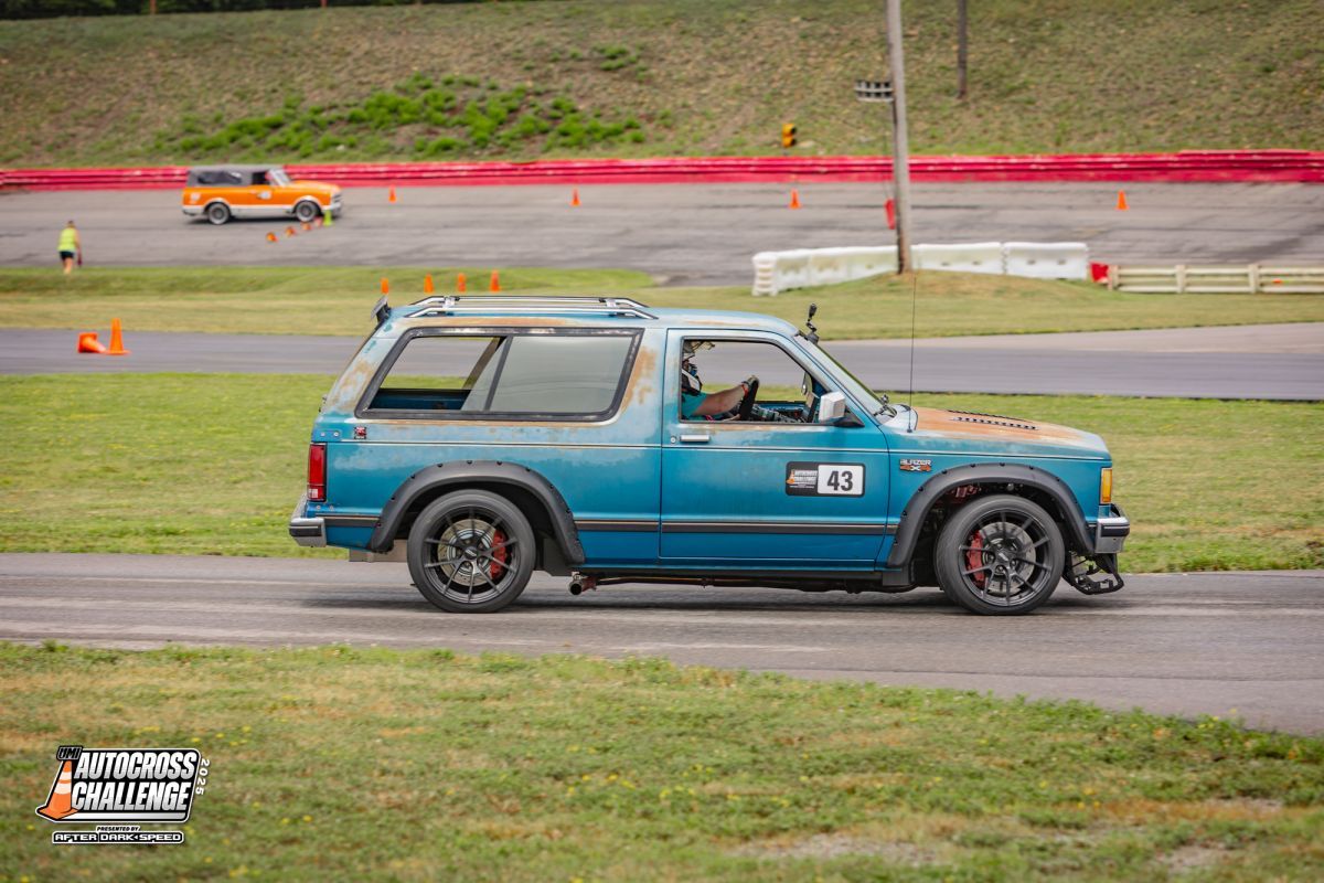 AXC25-2243