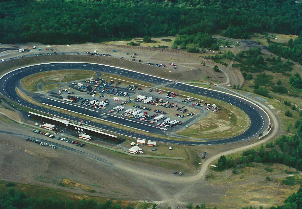 1990s, Asphalt paved track.